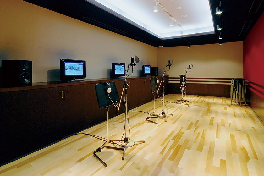札幌ミュージック&ダンス・放送専門学校のアフレコスタジオ